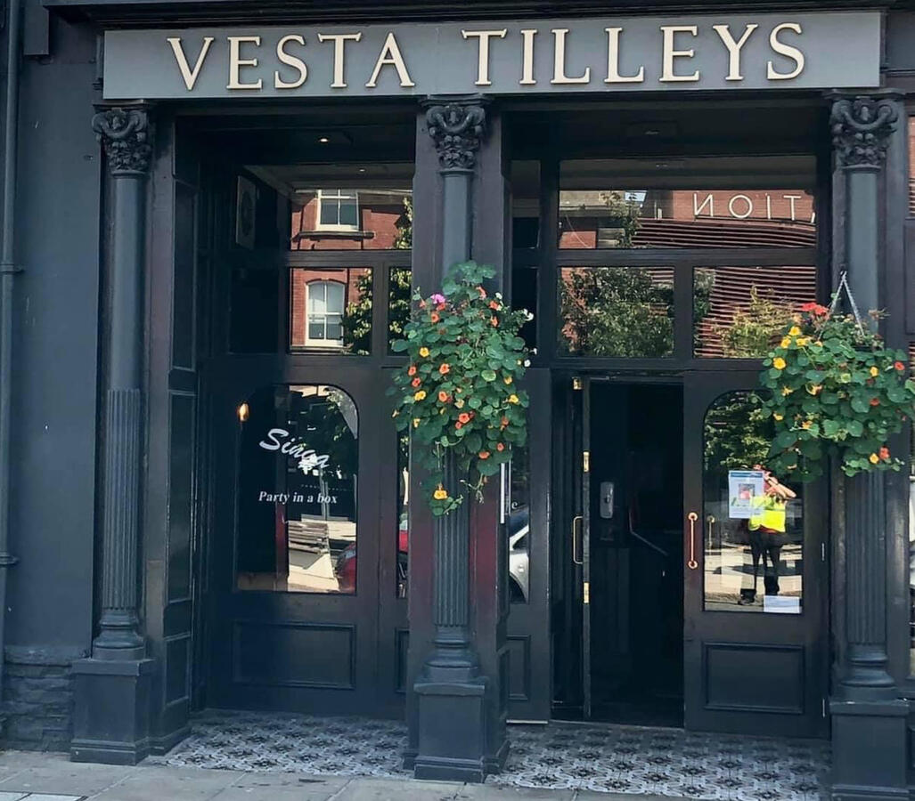vesta tilleys